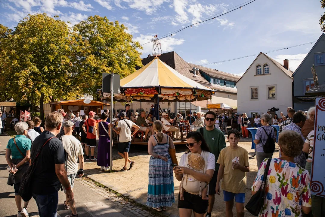 Abendmarkt Troisdorfer City auf dem Fischerplatz